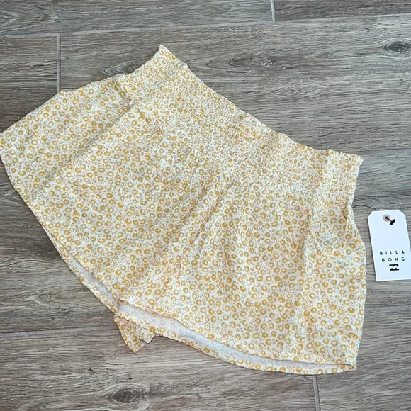 🌻 BILLABONG WAVES ALL DAY ELASTIC SHORTS 🌻 - Picture 3 of 8